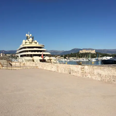 빌라 L'adret Et Sa Piscine