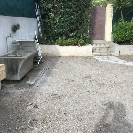 L'adret Et Sa Piscine 别墅 胡安莱潘