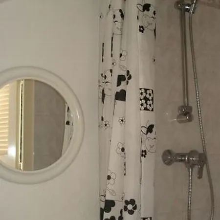 L'adret Et Sa Piscine 빌라 *